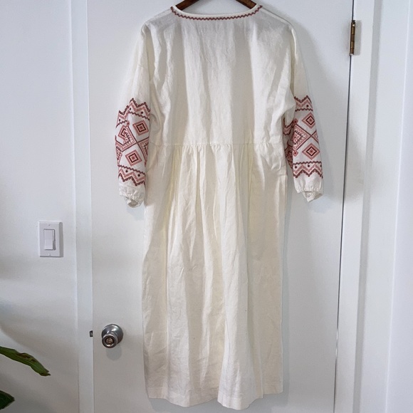 Madewell Linen/Cotton cream white embroidered dress. Never worn. NWT. Size M. - Picture 4 of 4
